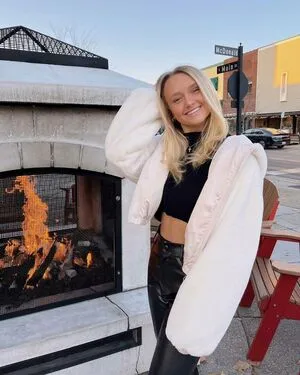 Alysse Wallaker OnlyFans Leaked Free Thumbnail Picture - #LbJJftxbNT