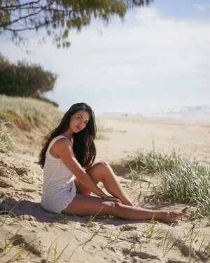 Amanda Blanks Thumbnail Picture