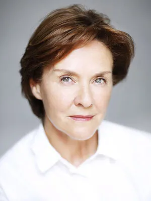 Amanda Burton Thumbnail Picture