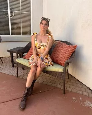 Amanda Cerny OnlyFans Leaked Free Thumbnail Picture - #8204KPoY4W