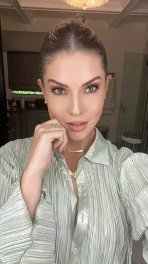 Amanda Cerny OnlyFans Leaked Free Thumbnail Picture - #A77F6HmhmJ