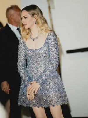 Amanda Seyfried OnlyFans Leaked Free Thumbnail Picture - #0o4DAUDgpB