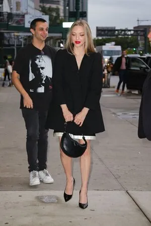 Amanda Seyfried OnlyFans Leaked Free Thumbnail Picture - #LNVOB7MILA