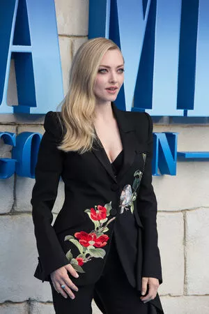 Amanda Seyfried OnlyFans Leaked Free Thumbnail Picture - #Qo7B6ZmhFU