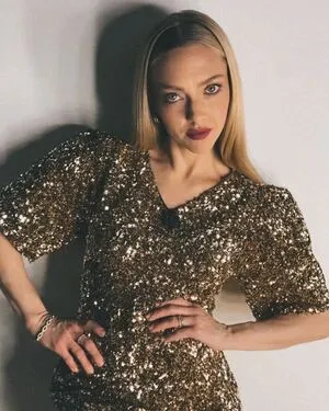 Amanda Seyfried OnlyFans Leaked Free Thumbnail Picture - #flO2jJ4SI7