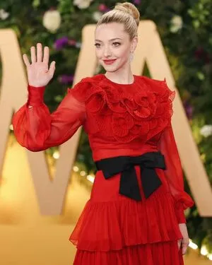Amanda Seyfried OnlyFans Leaked Free Thumbnail Picture - #wUWStDMHNv