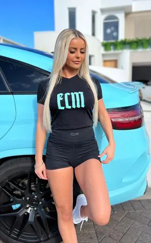 Amber Clark Thumbnail Picture