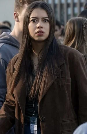 Amber Midthunder Thumbnail Picture