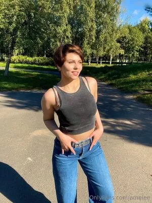 Amelee Amywinne Thumbnail Picture