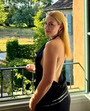 Amelia Dimoldenberg OnlyFans Leaked Free Thumbnail Picture - #hpvDlGS3hs