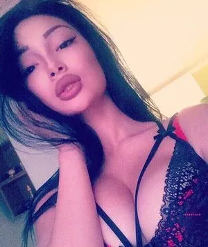 Amina Akanova Thumbnail Picture