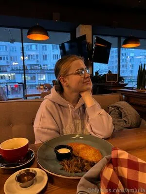 Amjulia OnlyFans Leaked Free Thumbnail Picture - #OvwfK30tli