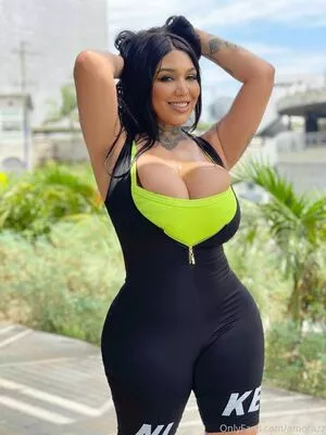 Amorazz OnlyFans Leaked Free Thumbnail Picture - #DHv7b1JcHe