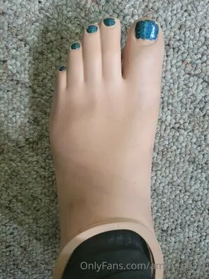 Amputeeash Thumbnail Picture