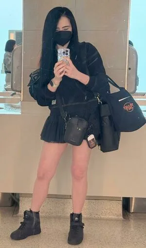 Amy Roberts OnlyFans Leaked Free Thumbnail Picture - #KitFawOEcc