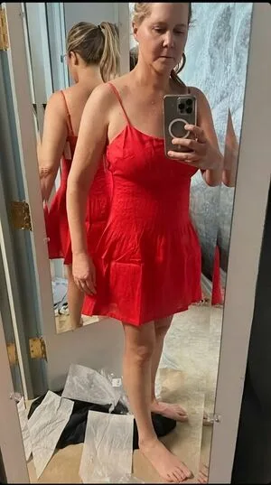 Amy Schumer Profile Thumbnail