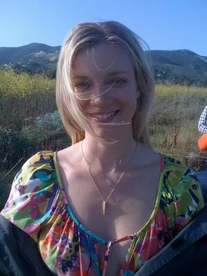 Amy Smart OnlyFans Leaked Free Thumbnail Picture - #HiaKRY6Zz0