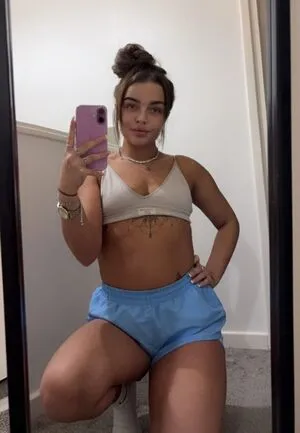 Amy White Thumbnail Picture
