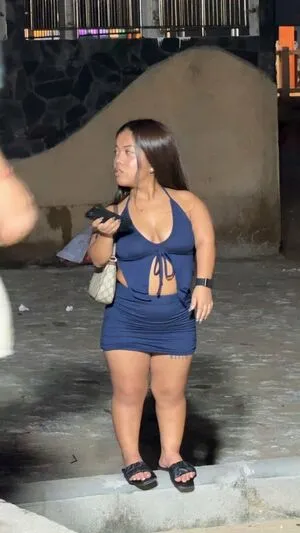 Amymidget9 Thumbnail Picture