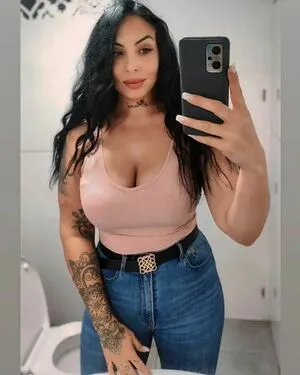 Ana Bella Thumbnail Picture