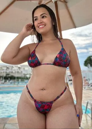 Ana Ferroni Thumbnail Picture