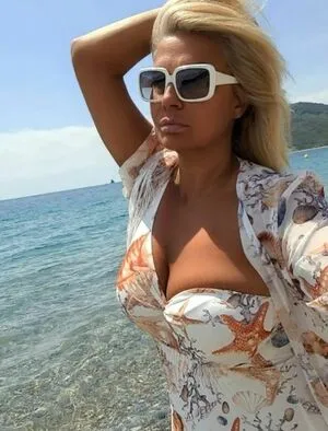 Ana Milanovic Thumbnail Picture
