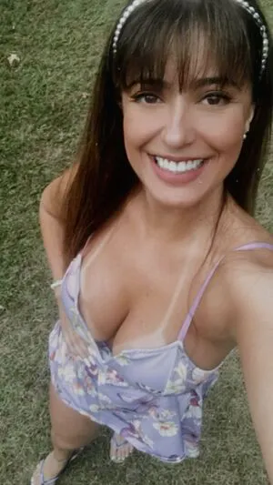 Ana Paula Leme Thumbnail Picture