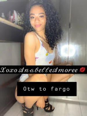Anabelleamoree69 OnlyFans Leaked Free Thumbnail Picture - #ynbi60eiAV