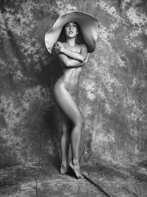 Andrea Machado Thumbnail Picture