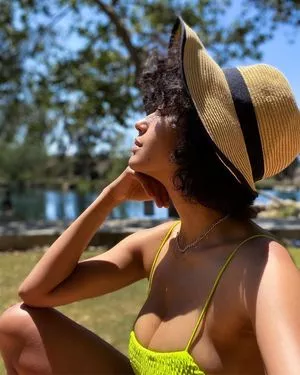 Andy Allo OnlyFans Leaked Free Thumbnail Picture - #8F227teVNT