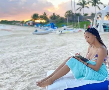 Andy Allo OnlyFans Leaked Free Thumbnail Picture - #DRho54sDU1