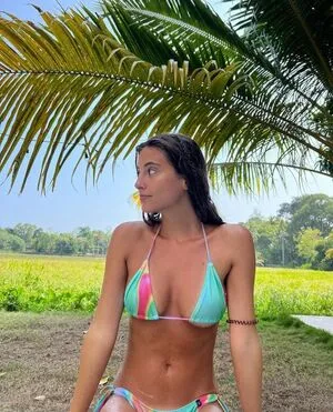 Ane Pineiro Thumbnail Picture