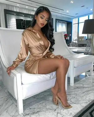 Aneeqa Farid OnlyFans Leaked Free Thumbnail Picture - #PUT6vL5AJ5