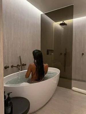 Aneeqa Farid OnlyFans Leaked Free Thumbnail Picture - #VLCyN002af