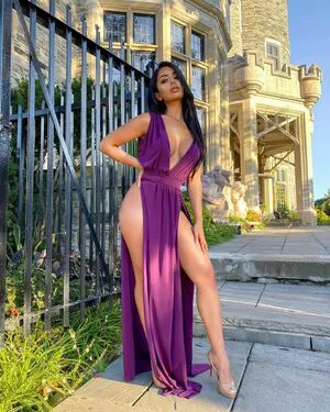 Aneeqa Farid OnlyFans Leaked Free Thumbnail Picture - #fwAUsUm26c