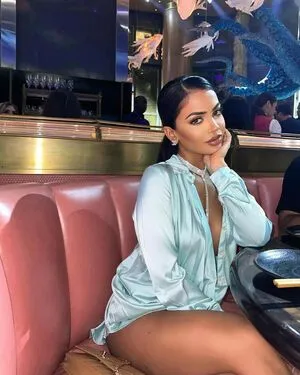 Aneeqa Farid OnlyFans Leaked Free Thumbnail Picture - #kdKTwLNUQH