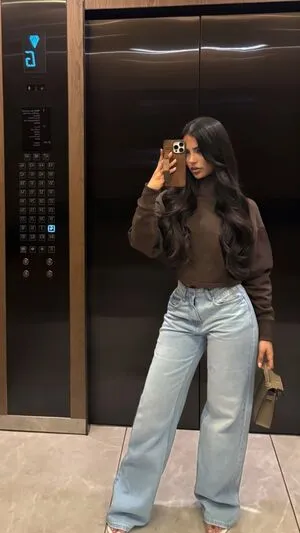 Aneeqa Farid OnlyFans Leaked Free Thumbnail Picture - #lAs21rdIac