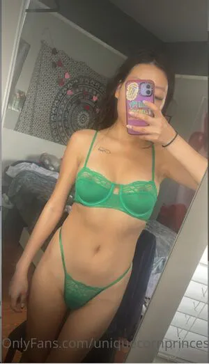 Ang Elana Thumbnail Picture