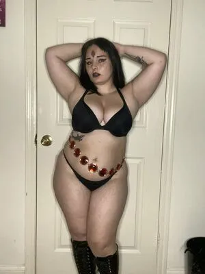 Angela Cordelia Thumbnail Picture