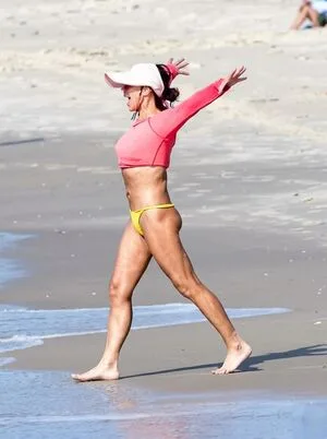 Angela Dippe Thumbnail Picture