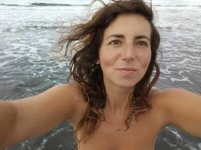 Angela Lavilla Canedo Thumbnail Picture