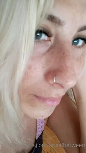 Angelbetween OnlyFans Leaked Free Thumbnail Picture - #CwA0Srle5A