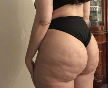 Angelina Bbw Thumbnail Picture