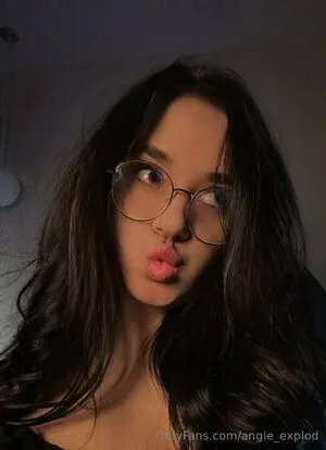 Angie Explod OnlyFans Leaked Free Thumbnail Picture - #wdERiSquBS