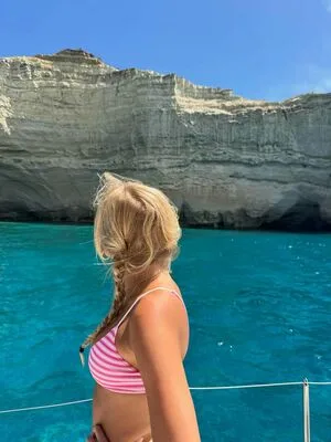 Aniela Leon OnlyFans Leaked Free Thumbnail Picture - #16hyrpeasq