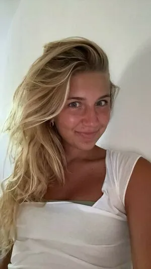 Aniela Leon OnlyFans Leaked Free Thumbnail Picture - #lgb5YQ2R4a