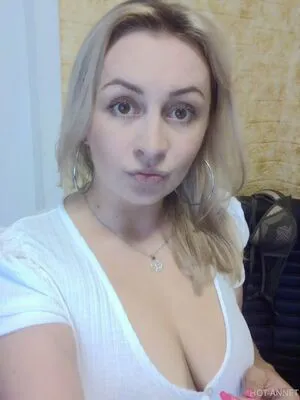 Anna Bellla OnlyFans Leaked Free Thumbnail Picture - #hp2M6lHfvm