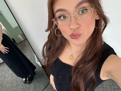 Anna Cathcart OnlyFans Leaked Free Thumbnail Picture - #DUnfUclVHZ