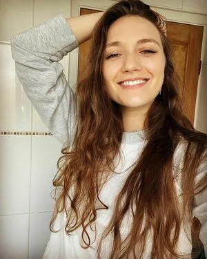 Anna Demetriou Thumbnail Picture