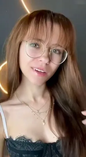 Anna Kauer OnlyFans Leaked Free Thumbnail Picture - #12Rg9VrZQ3